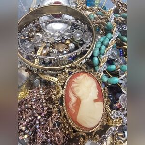 2.5lbs Mixed Jewelry Lot~ Vtg To Now